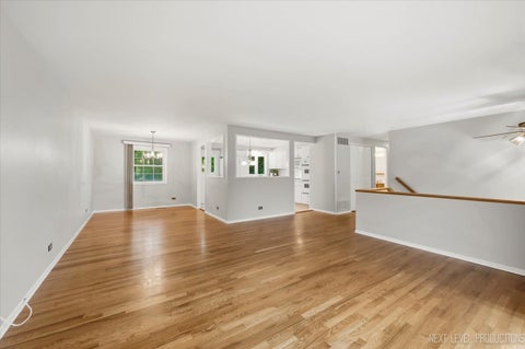 Tiny photo for 427 Chopin Court, Schaumburg, IL 60193 (MLS # 12709052)