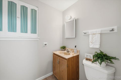 Tiny photo for 427 Chopin Court, Schaumburg, IL 60193 (MLS # 12709052)