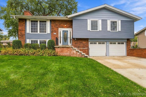 Tiny photo for 427 Chopin Court, Schaumburg, IL 60193 (MLS # 12709052)