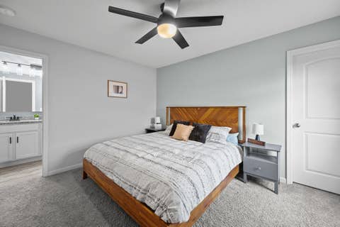 Tiny photo for 1642 Westport Drive, Davenport, IA 52804 (MLS # 12718132)