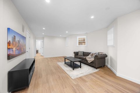 Tiny photo for 4437 N Whipple Street, Chicago, IL 60625 (MLS # 12492022)