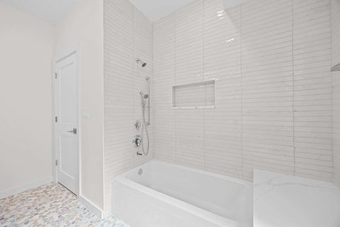 Tiny photo for 4437 N Whipple Street, Chicago, IL 60625 (MLS # 12492022)