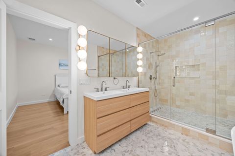 Tiny photo for 4437 N Whipple Street, Chicago, IL 60625 (MLS # 12492022)