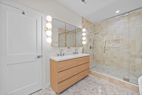 Tiny photo for 4437 N Whipple Street, Chicago, IL 60625 (MLS # 12492022)