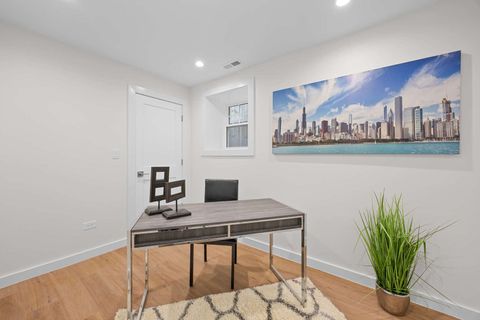 Tiny photo for 4437 N Whipple Street, Chicago, IL 60625 (MLS # 12492022)