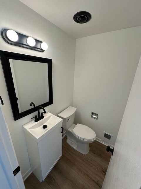 Tiny photo for 1621 N 73rd Court, Elmwood Park, IL 60707 (MLS # 12593037)