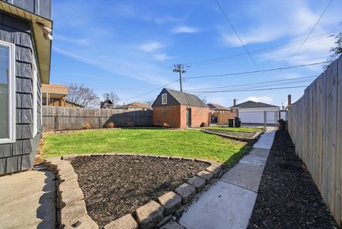 Tiny photo for 1621 N 73rd Court, Elmwood Park, IL 60707 (MLS # 12593037)