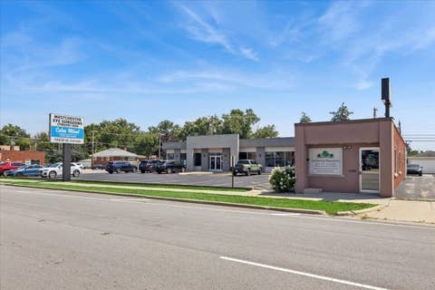 Tiny photo for 10439 W Cermak Road, Westchester, IL 60154 (MLS # 12704543)