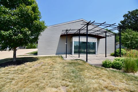 208 parkinson Street Normal IL 61761