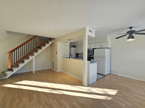 Tiny photo for 726 E Old Willow Road #104C, Prospect Heights, IL 60070 (MLS # 12664225)