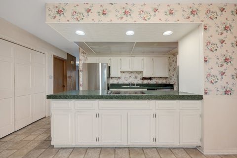 Tiny photo for 910 Cherokee Drive, Darien, IL 60561 (MLS # 12756468)