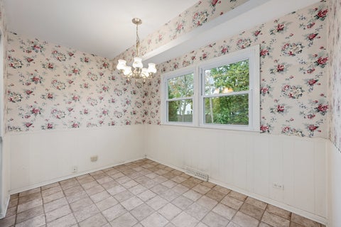 Tiny photo for 910 Cherokee Drive, Darien, IL 60561 (MLS # 12756468)