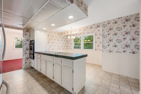 Tiny photo for 910 Cherokee Drive, Darien, IL 60561 (MLS # 12756468)