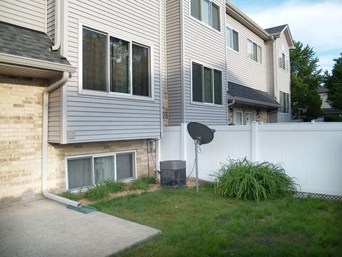 Tiny photo for 381 Park Ridge Lane #B, Aurora, IL 60504 (MLS # 12695589)
