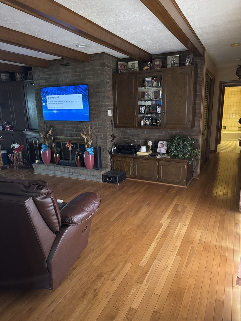 1214 E 165th Street