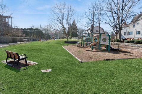 Tiny photo for 834 Seward Street #2, Evanston, IL 60202 (MLS # 12569713)