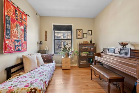 Tiny photo for 834 Seward Street #2, Evanston, IL 60202 (MLS # 12569713)