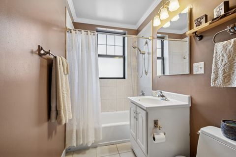 Tiny photo for 834 Seward Street #2, Evanston, IL 60202 (MLS # 12569713)
