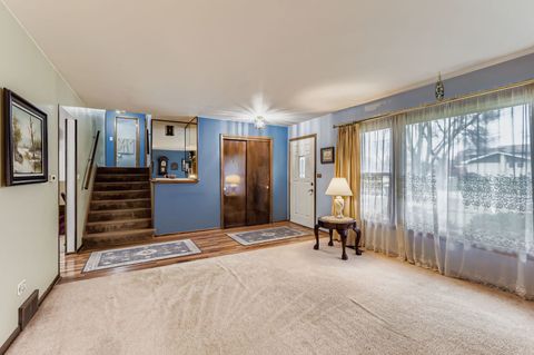 Tiny photo for 517 E Weathersfield Way, Schaumburg, IL 60193 (MLS # 12520958)