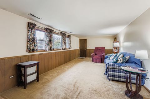 Tiny photo for 517 E Weathersfield Way, Schaumburg, IL 60193 (MLS # 12520958)