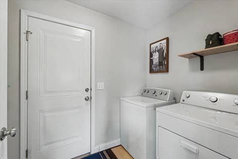 Tiny photo for 1402 Railside Drive, Gibson City, IL 60936 (MLS # 12709371)