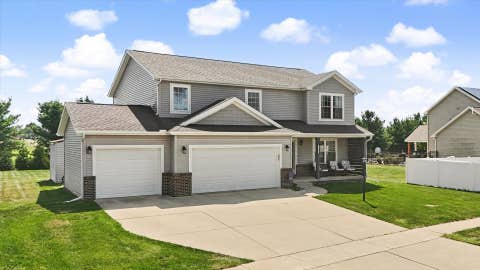 Tiny photo for 1402 Railside Drive, Gibson City, IL 60936 (MLS # 12709371)