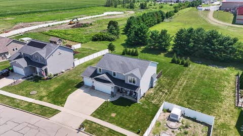 Tiny photo for 1402 Railside Drive, Gibson City, IL 60936 (MLS # 12709371)