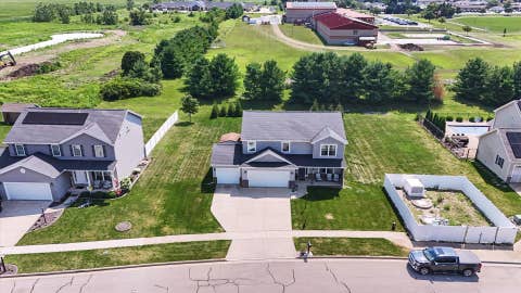 Tiny photo for 1402 Railside Drive, Gibson City, IL 60936 (MLS # 12709371)