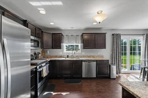 Tiny photo for 1402 Railside Drive, Gibson City, IL 60936 (MLS # 12709371)