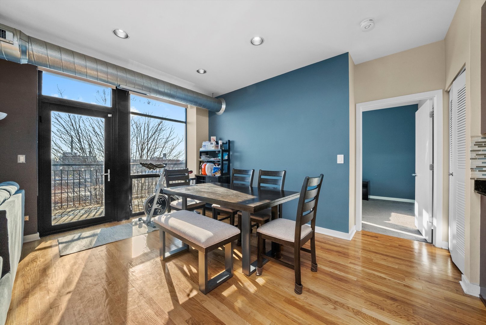 1001 W 15th Street 410