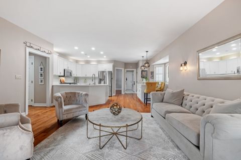 Tiny photo for 55 Chesterfield Court, Burr Ridge, IL 60522 (MLS # 12509302)