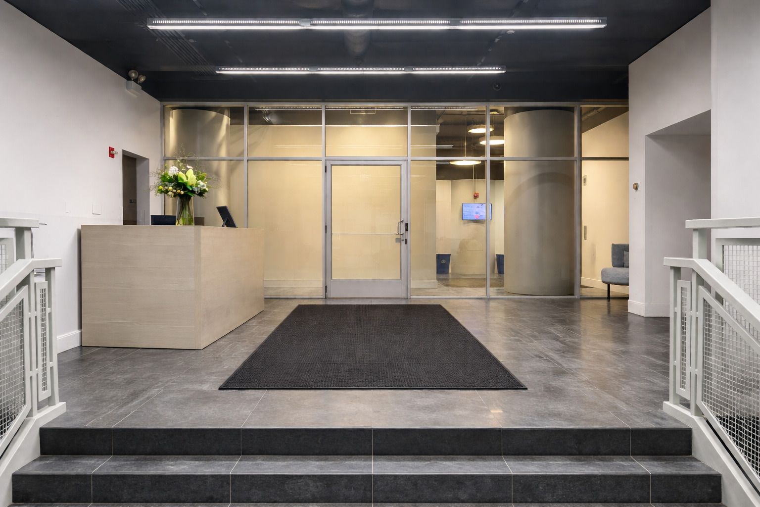 565 W Quincy Street 1709