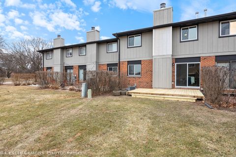 Tiny photo for 1026 Briarcliffe Boulevard, Wheaton, IL 60189 (MLS # 12569410)