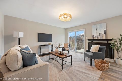 Tiny photo for 1026 Briarcliffe Boulevard, Wheaton, IL 60189 (MLS # 12569410)