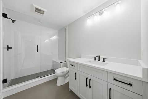 Tiny photo for 611 S Prospect Avenue, Elmhurst, IL 60126 (MLS # 12557813)