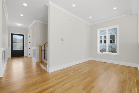 Tiny photo for 611 S Prospect Avenue, Elmhurst, IL 60126 (MLS # 12557813)