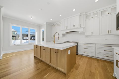 Tiny photo for 611 S Prospect Avenue, Elmhurst, IL 60126 (MLS # 12557813)