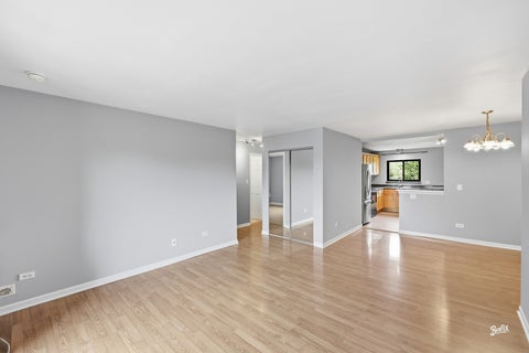 Tiny photo for 2215 Nichols Road #21F, Arlington Heights, IL 60004 (MLS # 12761098)