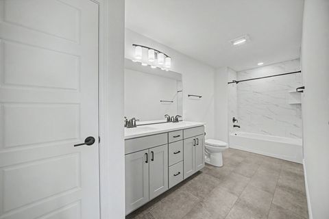 Tiny photo for 3687 Peregrine Way, Elgin, IL 60124 (MLS # 12672338)