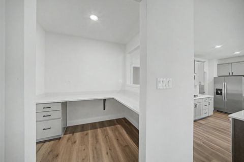 Tiny photo for 3687 Peregrine Way, Elgin, IL 60124 (MLS # 12672338)