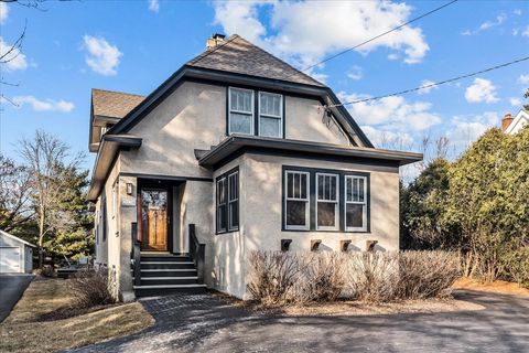 2028 Wilmette Avenue Wilmette IL 60091
