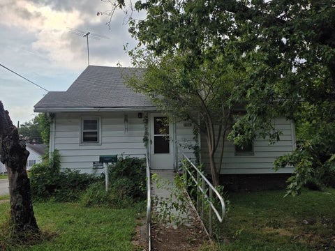 Tiny photo for 1029 S Mckinley Street, Harrisburg, IL 62946 (MLS # 12755988)