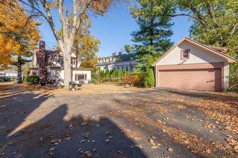 Tiny photo for 933 W Stephenson Street, Freeport, IL 61032 (MLS # 12524822)