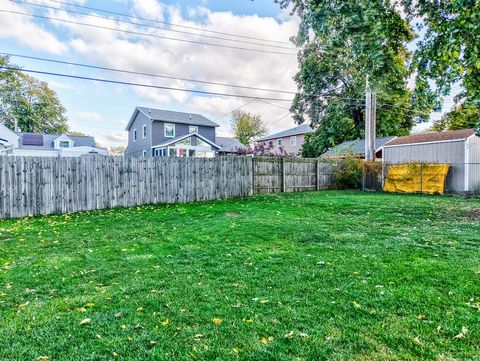 Tiny photo for 618 Fort Street, Ottawa, IL 61350 (MLS # 12500831)