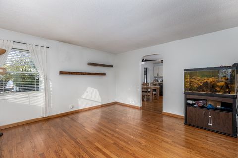 Tiny photo for 618 Fort Street, Ottawa, IL 61350 (MLS # 12500831)