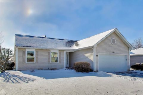 Tiny photo for 5420 Avalon Lane, Lake In The Hills, IL 60156 (MLS # 12551075)