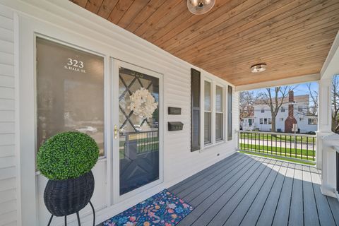 Tiny photo for Wheaton, IL 60187 (MLS # 12615163)