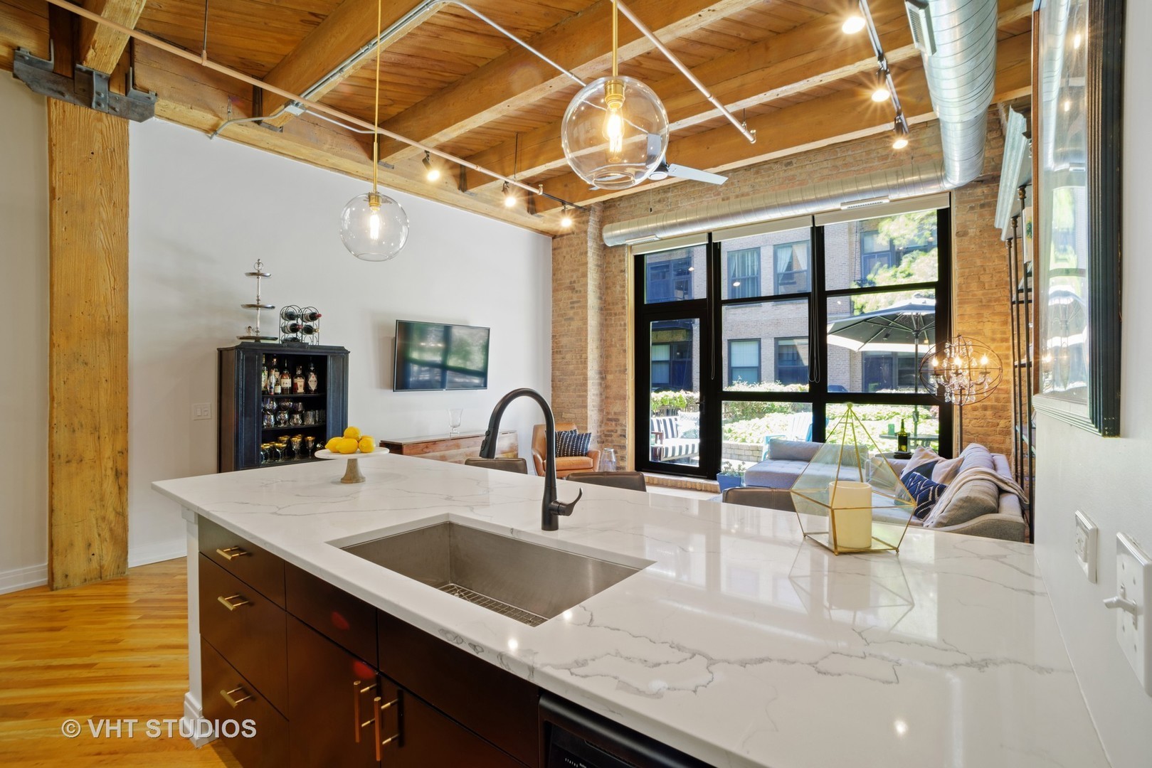 1040 W Adams Street 226