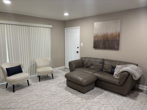 Tiny photo for 9388 Bay Colony Drive #1S, Des Plaines, IL 60016 (MLS # 12482185)