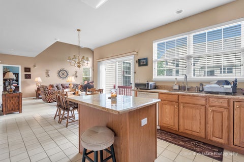 Tiny photo for 6096 Russell Drive, Hoffman Estates, IL 60192 (MLS # 12761001)